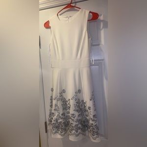 Women’s White Dress with Grey/Silver Flowers Size 2
